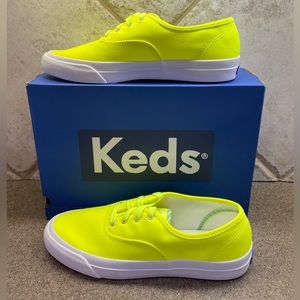 🆕 KEDS Surfer Neon Yellow Lace Up Fashion Sneaker, Size 8
